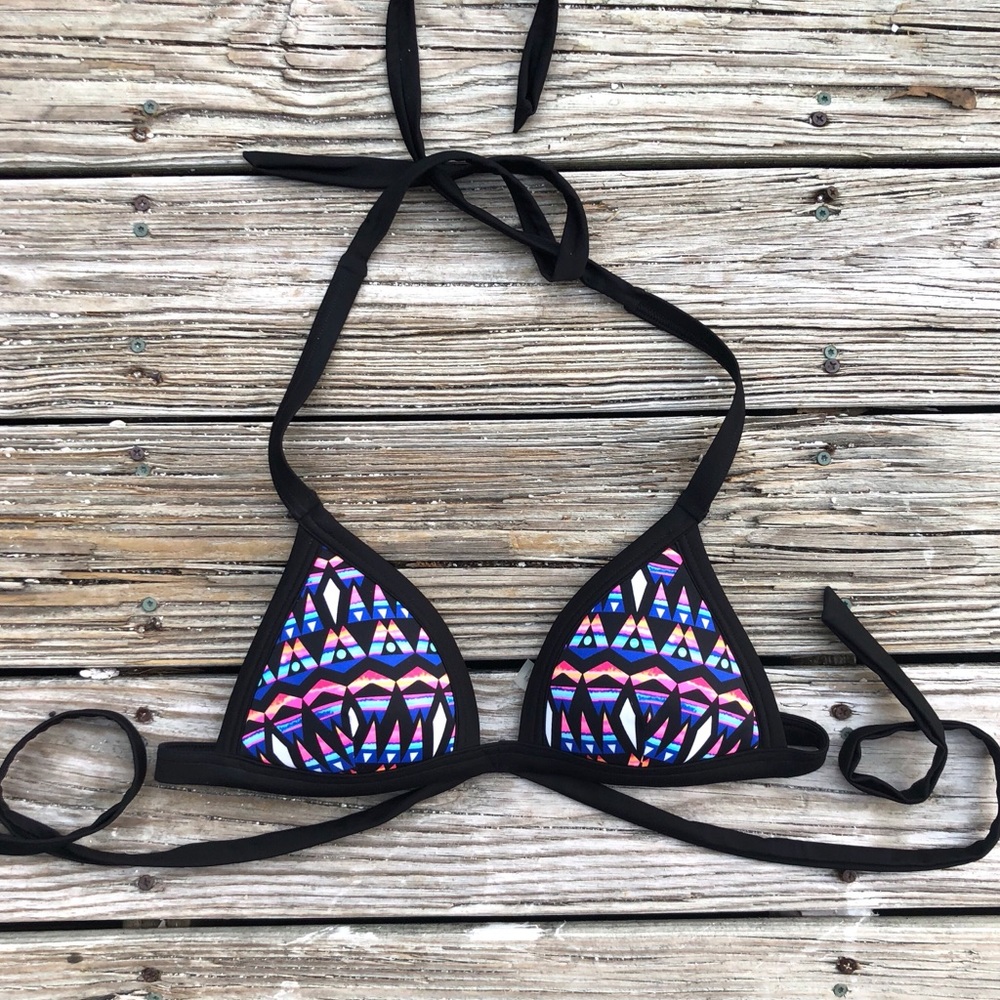 PINK Victoria’s Secret bikini top